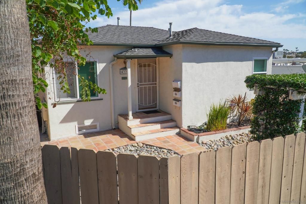 4334 Voltaire St, San Diego, CA 92107 — photo 2