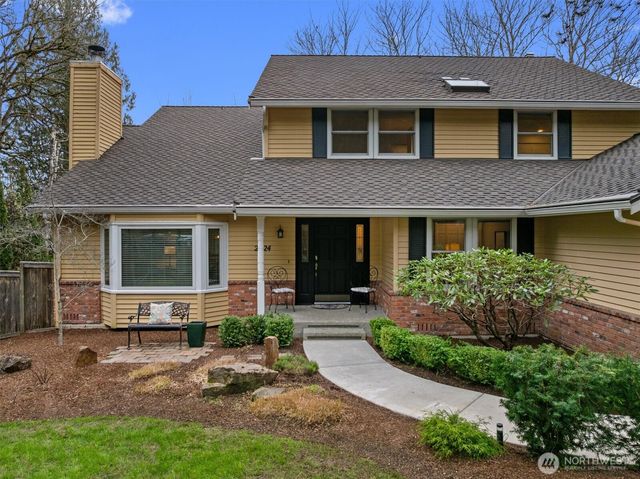 2524 225th Place NE, Sammamish, WA 98074