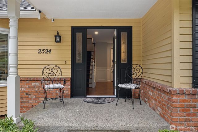 2524 225th Place NE, Sammamish, WA 98074