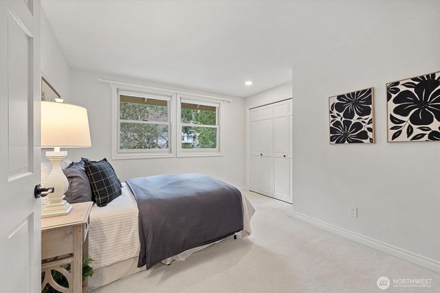 2524 225th Place NE, Sammamish, WA 98074