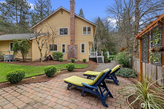 2524 225th Place NE, Sammamish, WA 98074