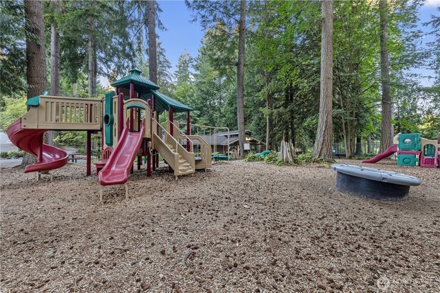2524 225th Place NE, Sammamish, WA 98074