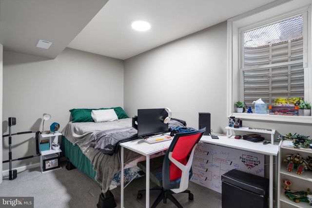 9928 WOOD WREN CT, Fairfax, VA 22032