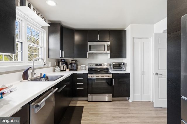 9928 WOOD WREN CT, Fairfax, VA 22032