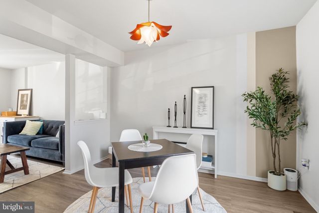 9928 WOOD WREN CT, Fairfax, VA 22032