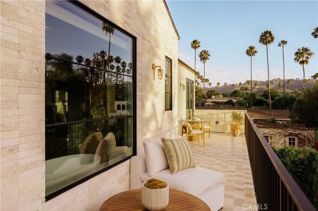 4521 Mary Ellen Avenue, Sherman Oaks, CA 91423