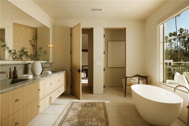 4521 Mary Ellen Avenue, Sherman Oaks, CA 91423