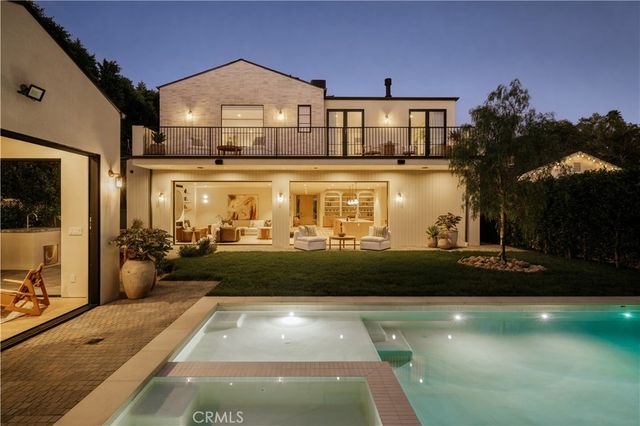 4521 Mary Ellen Avenue, Sherman Oaks, CA 91423