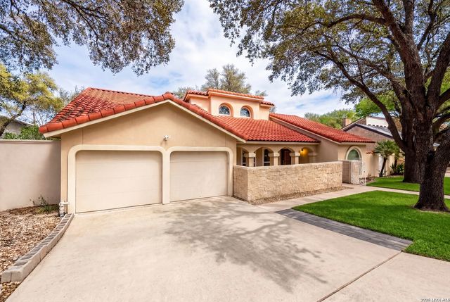 9114 Rustlers Creek Dr, San Antonio, TX 78230