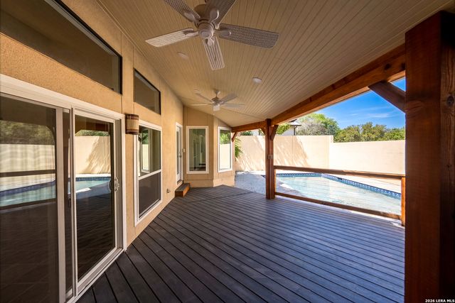 9114 Rustlers Creek Dr, San Antonio, TX 78230