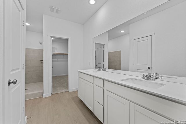 1867 Nuthatch Ridge, New Braunfels, TX 78130