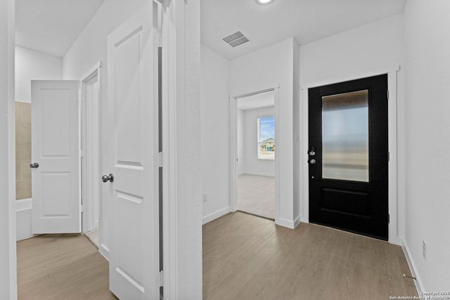 1867 Nuthatch Ridge, New Braunfels, TX 78130