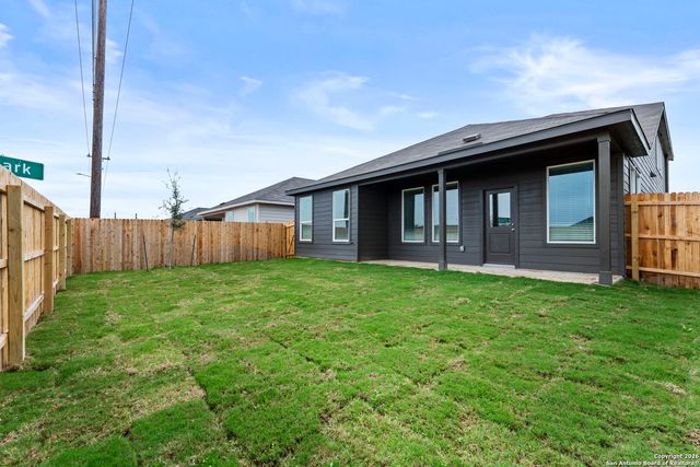 1867 Nuthatch Ridge, New Braunfels, TX 78130