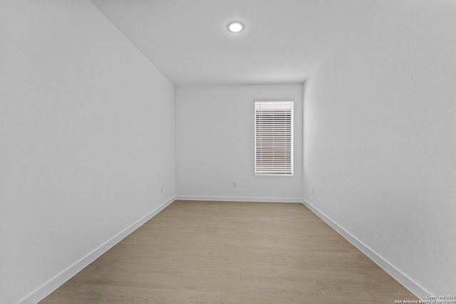 1867 Nuthatch Ridge, New Braunfels, TX 78130