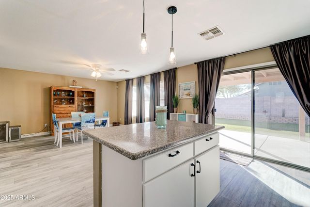 13801 W Ironwood Street, Surprise, AZ 85374