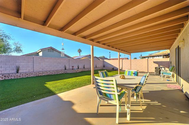 13801 W Ironwood Street, Surprise, AZ 85374