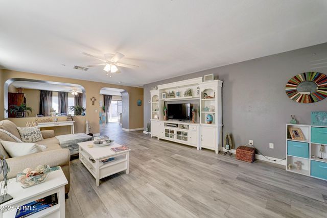 13801 W Ironwood Street, Surprise, AZ 85374