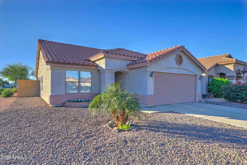 13801 W Ironwood Street, Surprise, AZ 85374