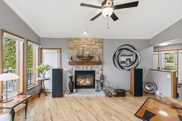 W14198 Selwood Drive, Prairie Du Sac, WI 53578