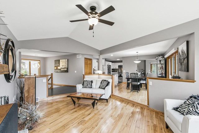 W14198 Selwood Drive, Prairie Du Sac, WI 53578