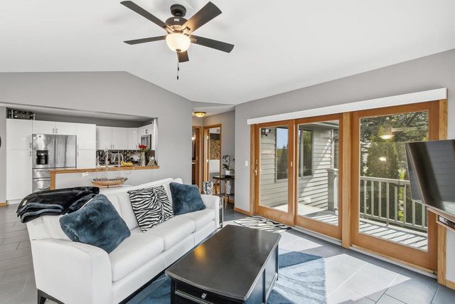 W14198 Selwood Drive, Prairie Du Sac, WI 53578