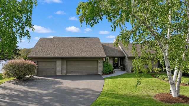 W14198 Selwood Drive, Prairie Du Sac, WI 53578