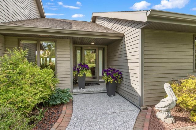 W14198 Selwood Drive, Prairie Du Sac, WI 53578