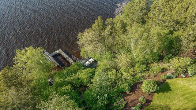 W14198 Selwood Drive, Prairie Du Sac, WI 53578