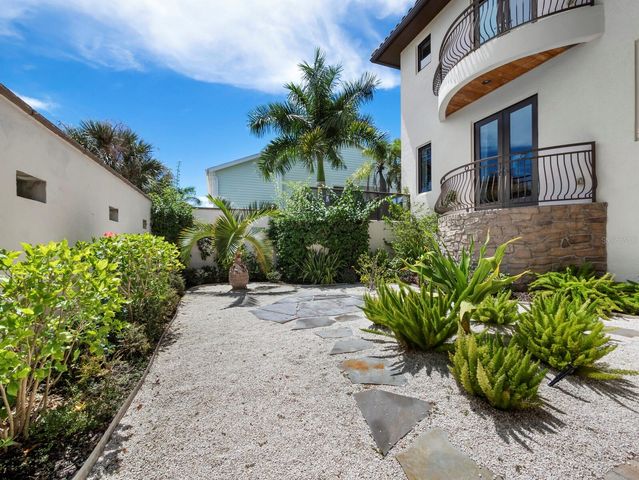 795 MARBURY LANE, Longboat Key, FL 34228