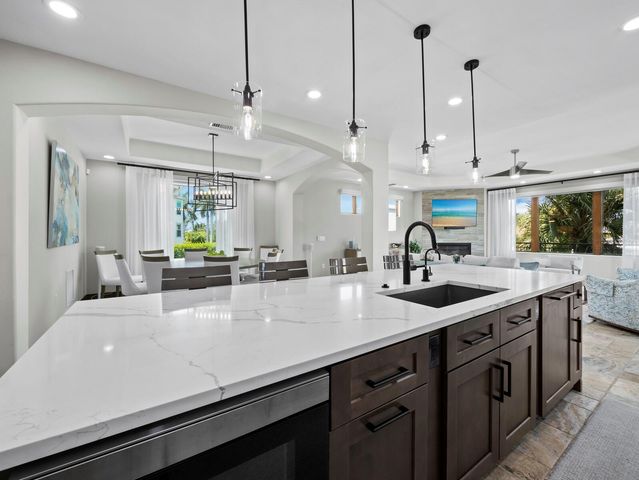 795 MARBURY LANE, Longboat Key, FL 34228
