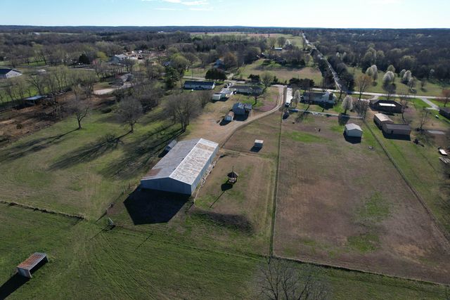 6141 North State Highway H, Springfield, MO 65803