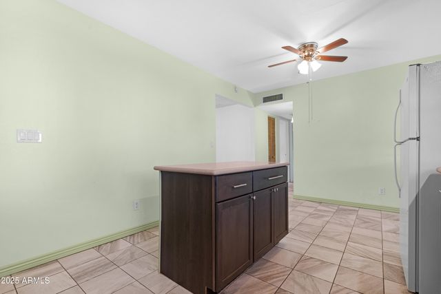 1046 S KACHINA Street, Mesa, AZ 85204