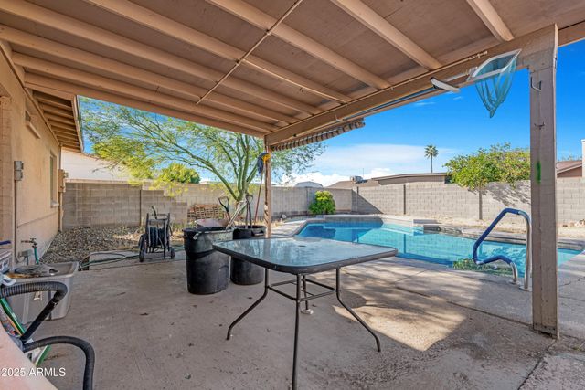 1046 S KACHINA Street, Mesa, AZ 85204