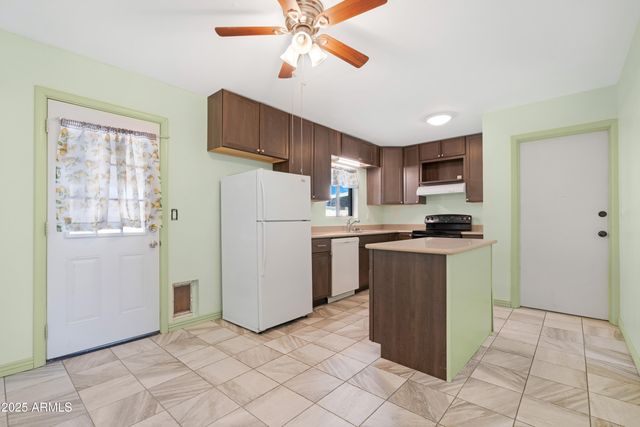 1046 S KACHINA Street, Mesa, AZ 85204