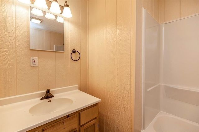 412 Mlk, Woodville, TX 75979