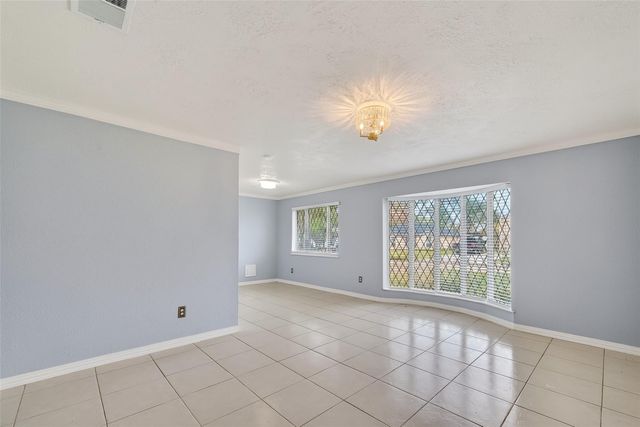 16918 Townes Road, Friendswood, TX 77546