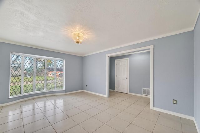 16918 Townes Road, Friendswood, TX 77546