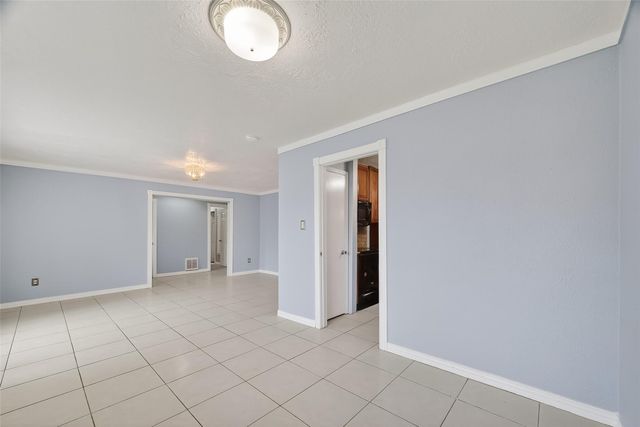 16918 Townes Road, Friendswood, TX 77546