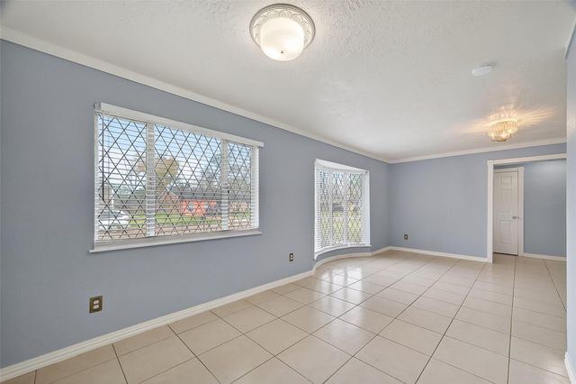 16918 Townes Road, Friendswood, TX 77546