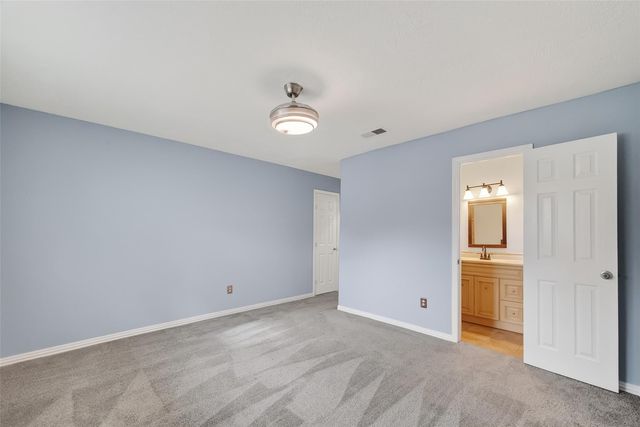 16918 Townes Road, Friendswood, TX 77546