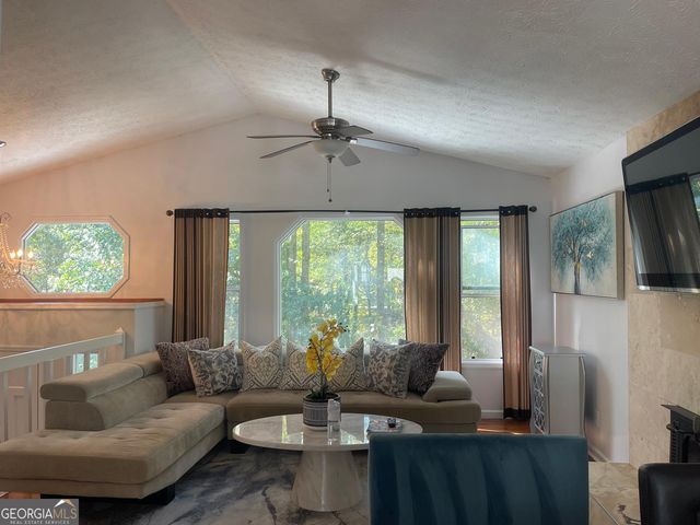 5421 Burdette Road SE, Mableton, GA 30126