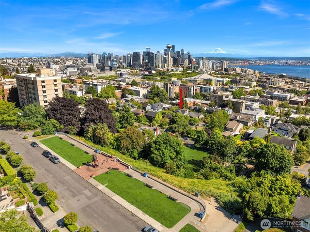 1012 2nd Avenue W, Seattle, WA 98119