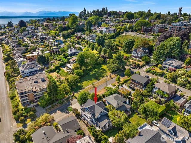 1012 2nd Avenue W, Seattle, WA 98119