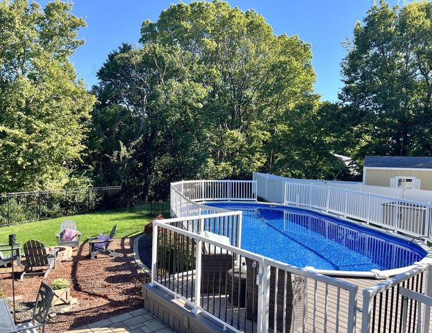 880 Somerset Court, New Lenox, IL 60451