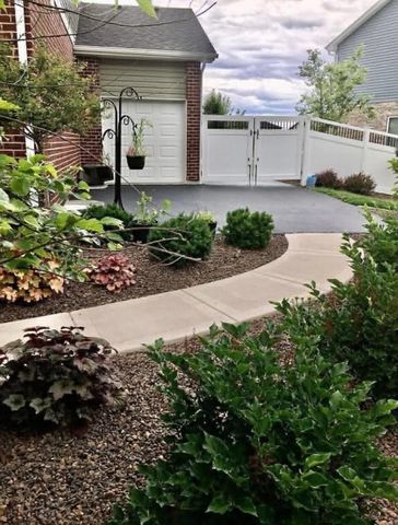 880 Somerset Court, New Lenox, IL 60451