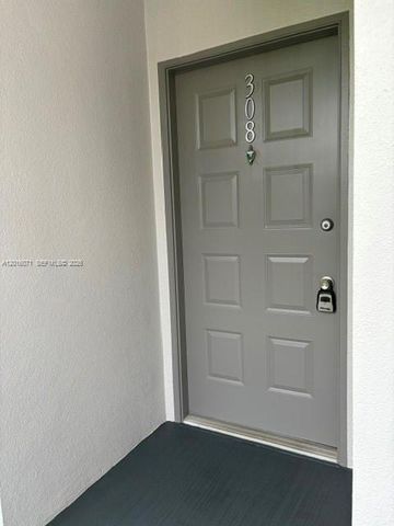 1300 SW 125th Ave 308K, Pembroke Pines, FL 33027