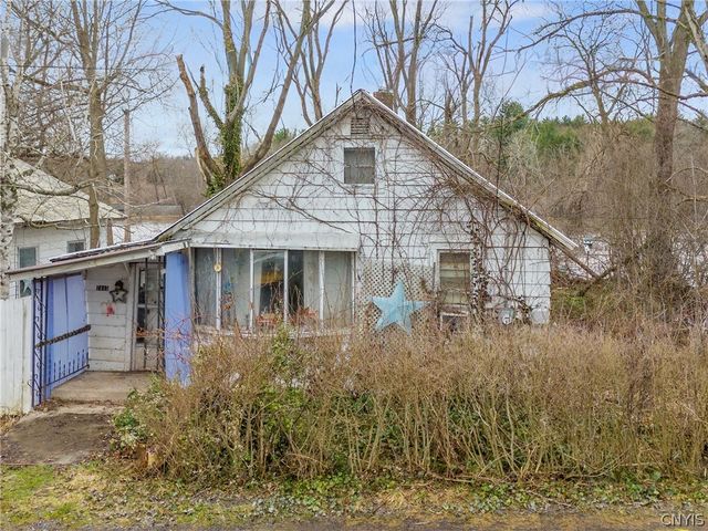 7445 Gordon Road, Lysander, NY 13027