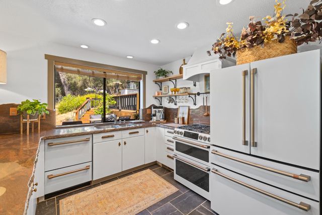 5175 Pondorex Rd, Auburn, CA 95602