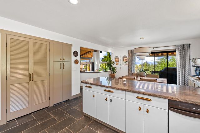 5175 Pondorex Rd, Auburn, CA 95602