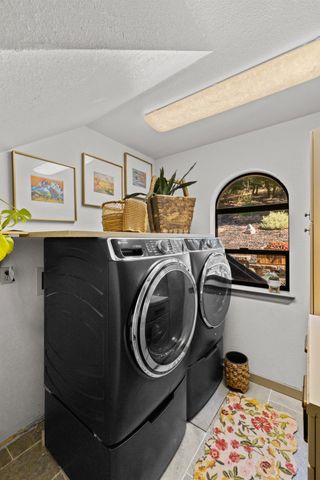 5175 Pondorex Rd, Auburn, CA 95602